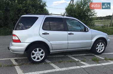 Внедорожник / Кроссовер Mercedes-Benz M-Class 2002 в 