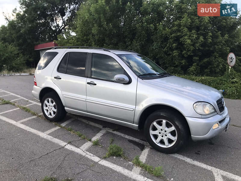 Внедорожник / Кроссовер Mercedes-Benz M-Class 2002 в Киеве