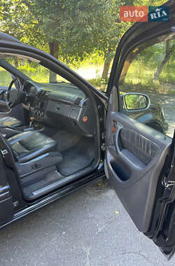 Позашляховик / Кросовер Mercedes-Benz M-Class 2004 в 