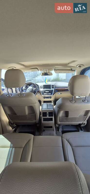 Позашляховик / Кросовер Mercedes-Benz M-Class 2014 в Івано-Франківську