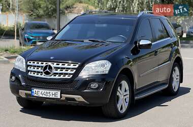 Позашляховик / Кросовер Mercedes-Benz M-Class 2010 в Дніпрі
