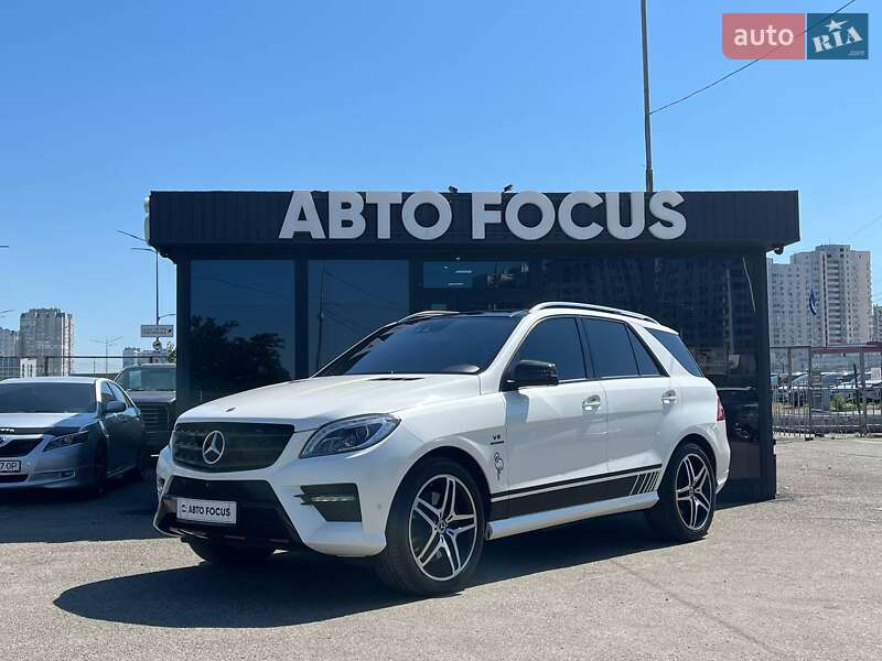 Позашляховик / Кросовер Mercedes-Benz M-Class 2014 в Києві