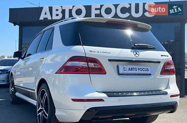 Позашляховик / Кросовер Mercedes-Benz M-Class 2014 в 