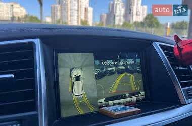 Позашляховик / Кросовер Mercedes-Benz M-Class 2014 в 
