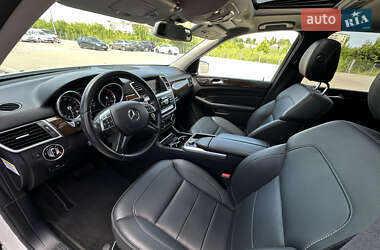 Внедорожник / Кроссовер Mercedes-Benz M-Class 2013 в 