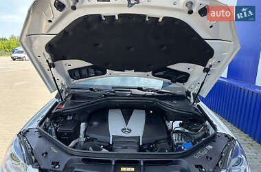 Внедорожник / Кроссовер Mercedes-Benz M-Class 2013 в 