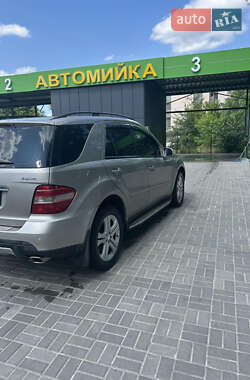 Внедорожник / Кроссовер Mercedes-Benz M-Class 2008 в 