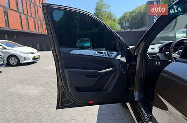 Внедорожник / Кроссовер Mercedes-Benz M-Class 2012 в 