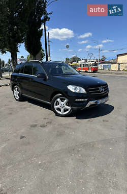 Внедорожник / Кроссовер Mercedes-Benz M-Class 2012 в 