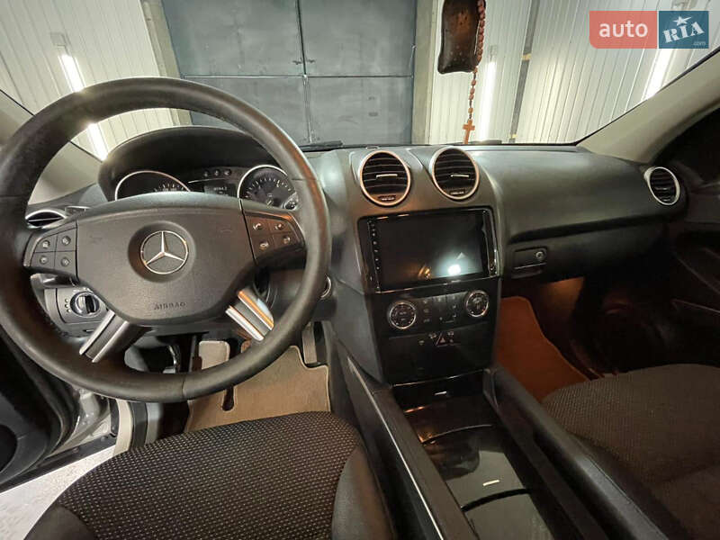 Внедорожник / Кроссовер Mercedes-Benz M-Class 2006 в Тернополе