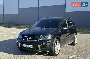 Позашляховик / Кросовер Mercedes-Benz M-Class 2006 в 