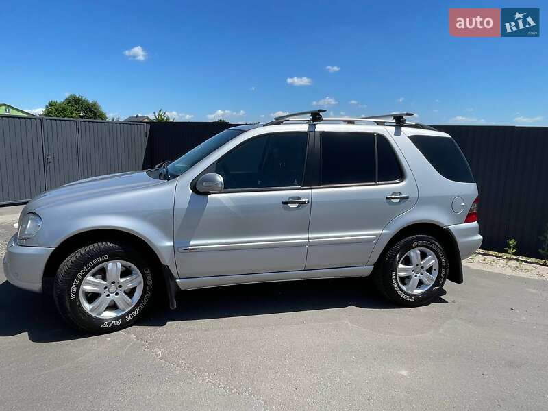 Внедорожник / Кроссовер Mercedes-Benz M-Class 2005 в Киеве