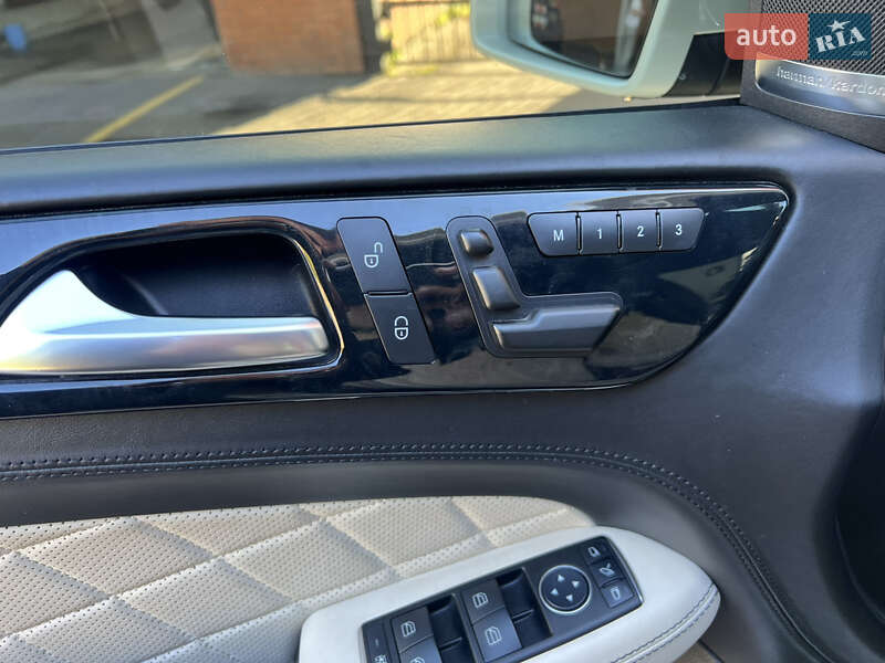 Позашляховик / Кросовер Mercedes-Benz M-Class 2012 в Рівному