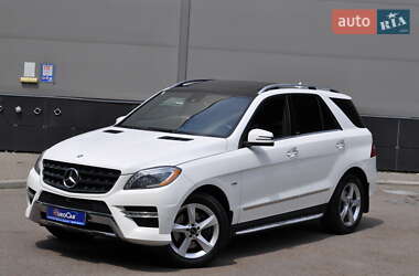 Позашляховик / Кросовер Mercedes-Benz M-Class 2013 в 