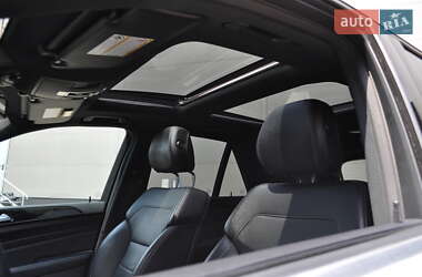 Позашляховик / Кросовер Mercedes-Benz M-Class 2013 в 