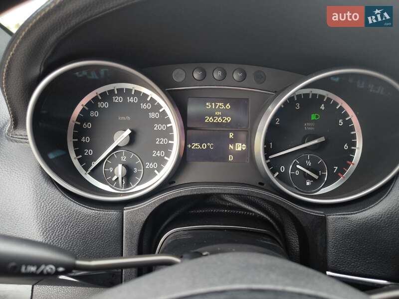 Позашляховик / Кросовер Mercedes-Benz M-Class 2010 в Одесі