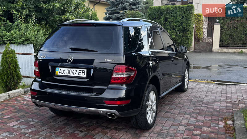 Позашляховик / Кросовер Mercedes-Benz M-Class 2011 в Києві