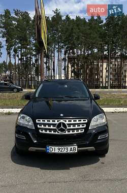 Позашляховик / Кросовер Mercedes-Benz M-Class 2010 в Києві