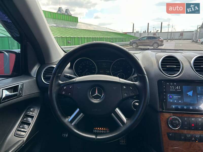 Позашляховик / Кросовер Mercedes-Benz M-Class 2007 в Києві