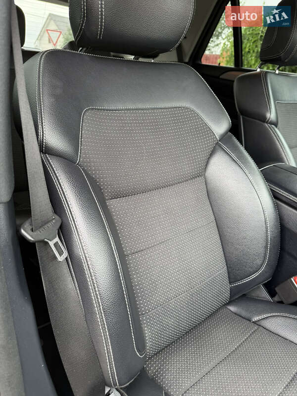 Позашляховик / Кросовер Mercedes-Benz M-Class 2012 в Києві