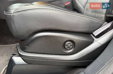 Внедорожник / Кроссовер Mercedes-Benz M-Class 2012 в 