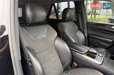 Внедорожник / Кроссовер Mercedes-Benz M-Class 2012 в 