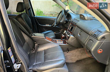 Внедорожник / Кроссовер Mercedes-Benz M-Class 2005 в 