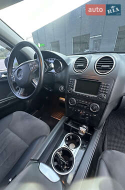 Внедорожник / Кроссовер Mercedes-Benz M-Class 2008 в 