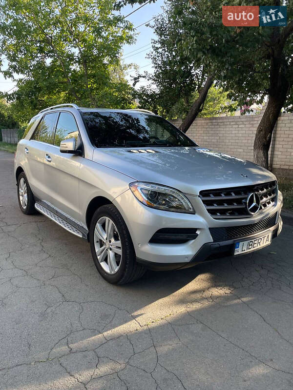 Mercedes-Benz M-Class 2014