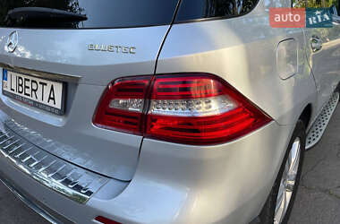 Внедорожник / Кроссовер Mercedes-Benz M-Class 2014 в 