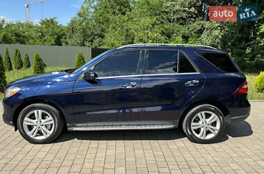 Внедорожник / Кроссовер Mercedes-Benz M-Class 2014 в 