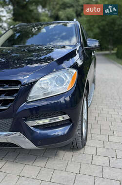 Внедорожник / Кроссовер Mercedes-Benz M-Class 2014 в 