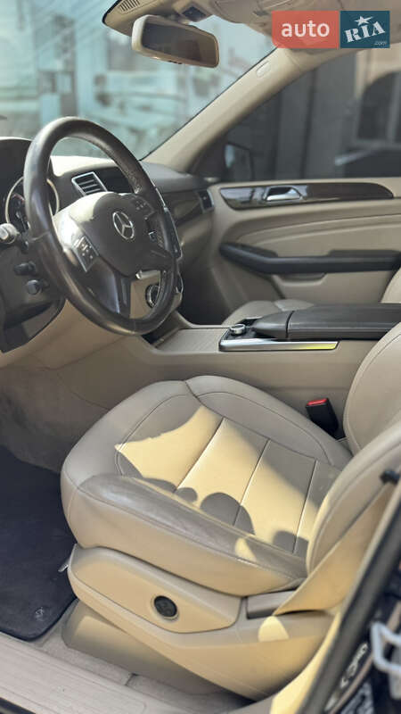 Внедорожник / Кроссовер Mercedes-Benz M-Class 2014 в Львове
