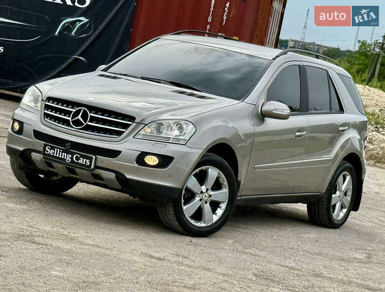 Внедорожник / Кроссовер Mercedes-Benz M-Class 2005 в Ровно