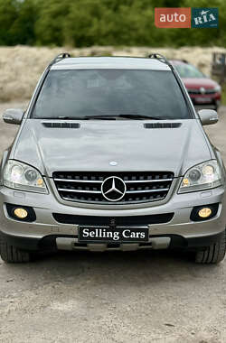 Внедорожник / Кроссовер Mercedes-Benz M-Class 2005 в 