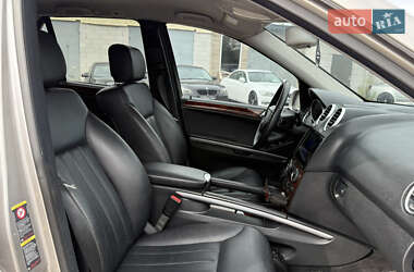 Внедорожник / Кроссовер Mercedes-Benz M-Class 2005 в 