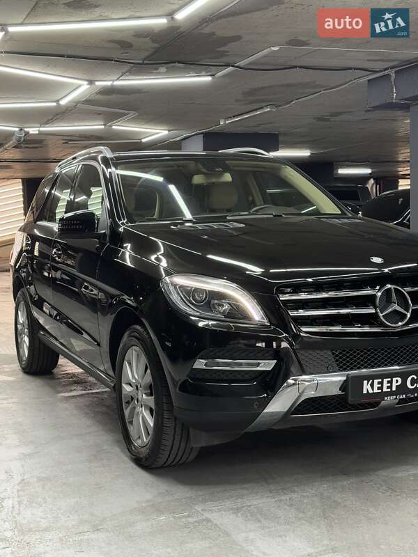 Позашляховик / Кросовер Mercedes-Benz M-Class 2015 в Одесі