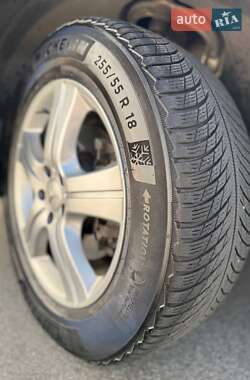 Внедорожник / Кроссовер Mercedes-Benz M-Class 2006 в 