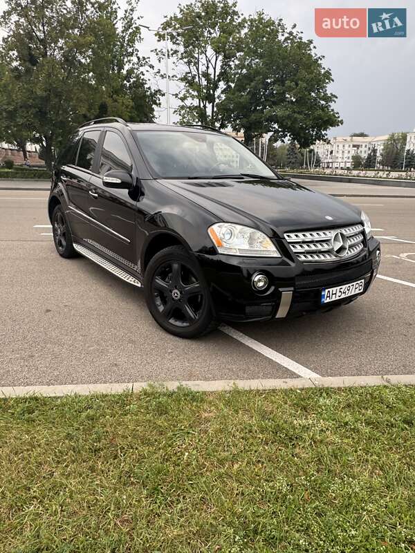Внедорожник / Кроссовер Mercedes-Benz M-Class 2007 в Краматорске