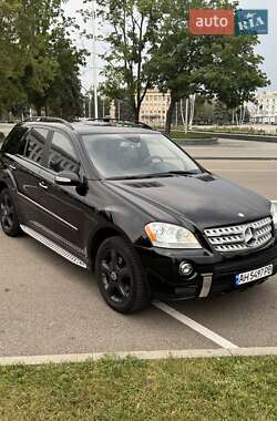 Внедорожник / Кроссовер Mercedes-Benz M-Class 2007 в 