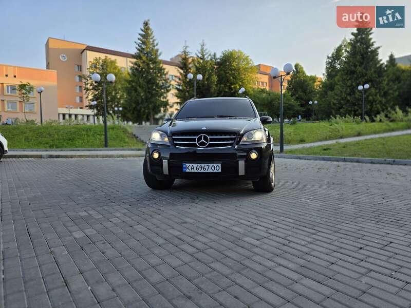 Позашляховик / Кросовер Mercedes-Benz M-Class 2006 в Рівному