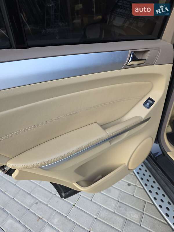 Позашляховик / Кросовер Mercedes-Benz M-Class 2006 в Рівному