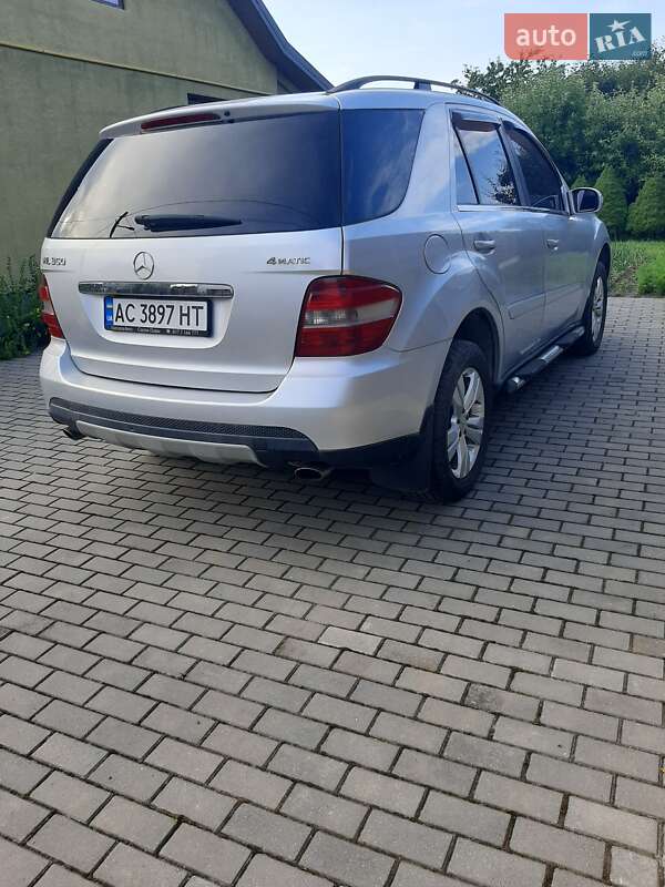Внедорожник / Кроссовер Mercedes-Benz M-Class 2007 в Нововолынске фото 4 Внедорожник / Кроссовер Mercedes-Benz M-Class 2007 в Нововолынске