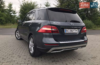 Внедорожник / Кроссовер Mercedes-Benz M-Class 2014 в 