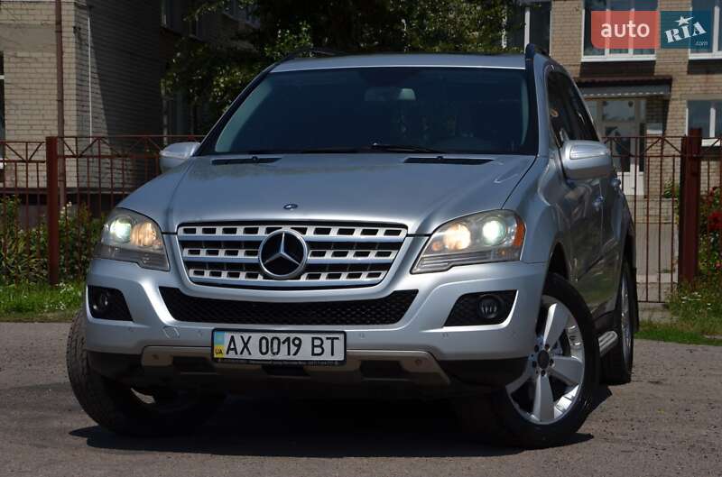 Позашляховик / Кросовер Mercedes-Benz M-Class 2008 в Павлограді