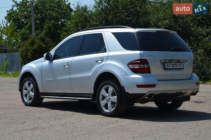 Позашляховик / Кросовер Mercedes-Benz M-Class 2008 в Павлограді