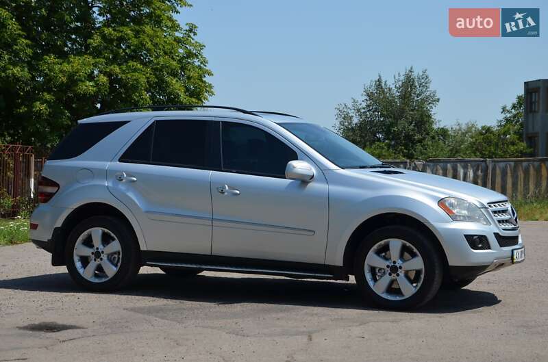 Позашляховик / Кросовер Mercedes-Benz M-Class 2008 в Павлограді