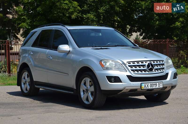 Позашляховик / Кросовер Mercedes-Benz M-Class 2008 в Павлограді