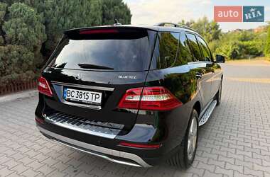 Внедорожник / Кроссовер Mercedes-Benz M-Class 2012 в 