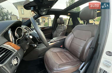 Позашляховик / Кросовер Mercedes-Benz M-Class 2012 в 